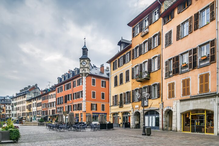 Explore Chambéry in 60 minutes with a Local