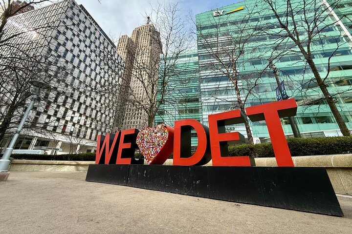 Detroit Downtown Food Tour with 6+ Iconic Tastings in Motor City