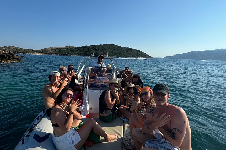 Speedboat Tour Swimming in the Five Island of Ksamil