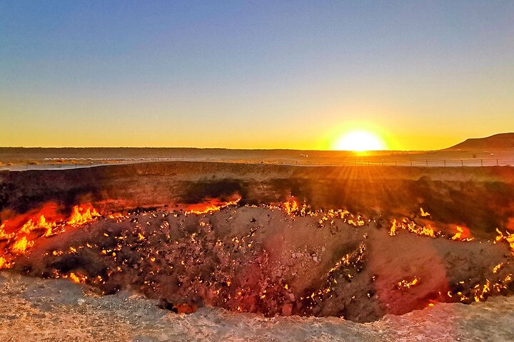 Private Tour of Turkmenistan with Exclusive Guide and Car