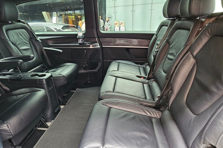 Gatwick Airport to Heathrow Airport Transfers