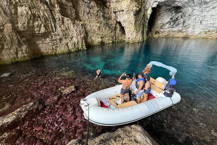 Private Boat Tour Sazan Island and Haxhi Ali Cave