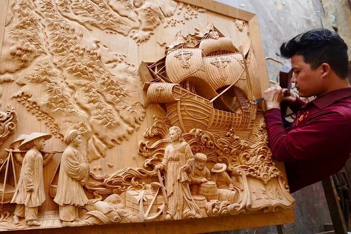Hoi An Wood Carving: Create Your Art Wood with Master Artisan