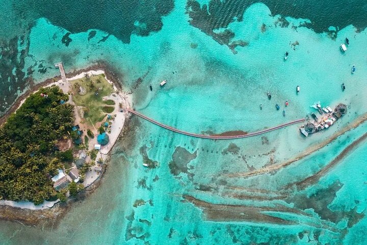 5 Tours in 1 : Johnny Cay, Haynes Cay Aquarium, Bahia and Mangroves