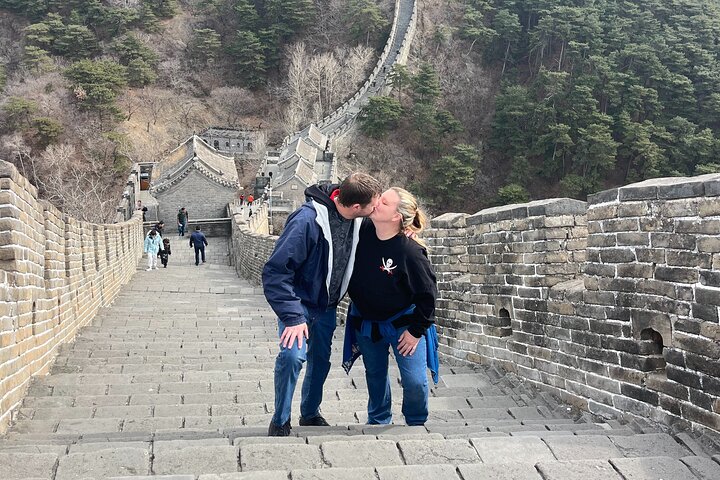 All-Inclusive Day Tour: Mutianyu Great Wall and Summer Palace