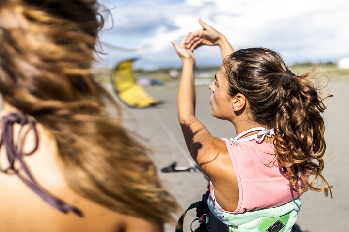 Kitesurf Experience 2h - Caparica, Lisbon