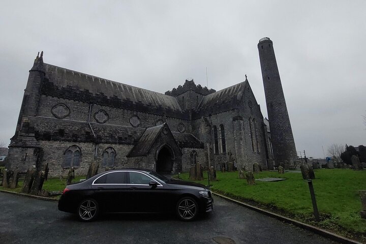 Ennis to Dublin Airport Premium Car Service