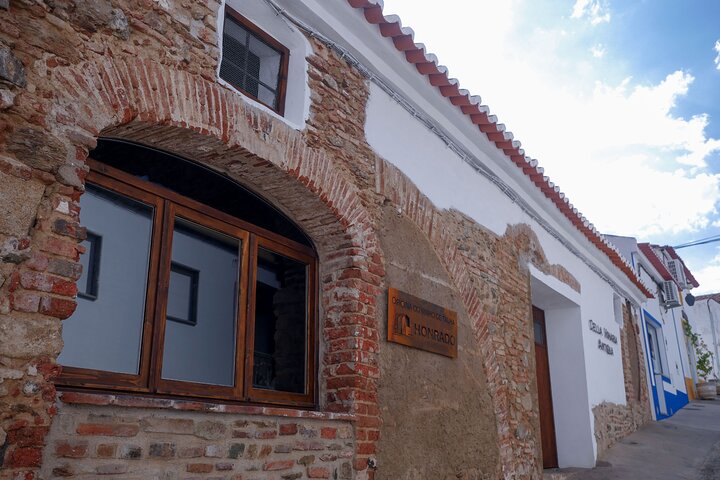 Guided Tour to Adega Museum Cella Vinaria Antiqua