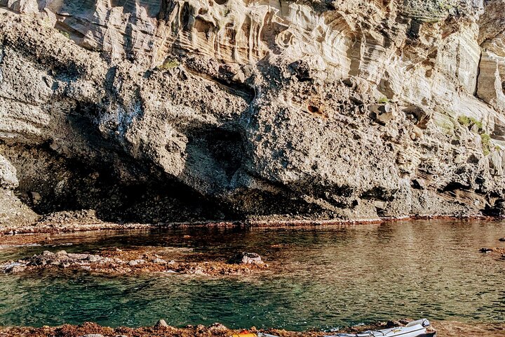 Sea Kayaking Tour – Otaru Coastal Adventure