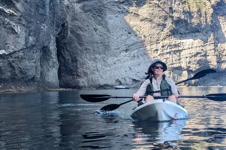 Sea Kayaking Tour – Otaru Coastal Adventure