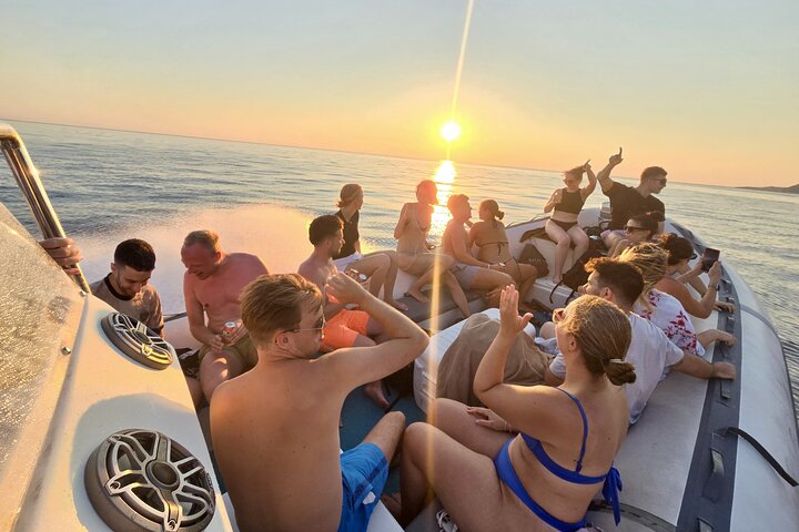 Secret Blue Gem Cave & Grama Bay Boat Tours Vlore