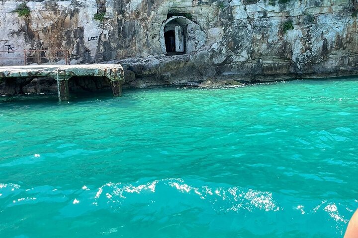 Speed Boat Trip to Sazan Island, Haxhi Ali Cave and Karaburun