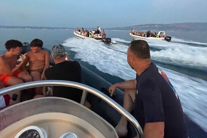 Speed Boat Tour to National Park and Grama Bay