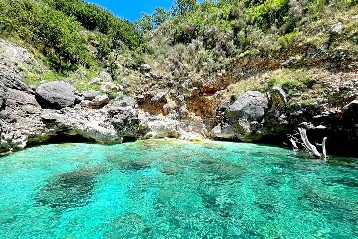Speed Boat Tour to National Park and Grama Bay