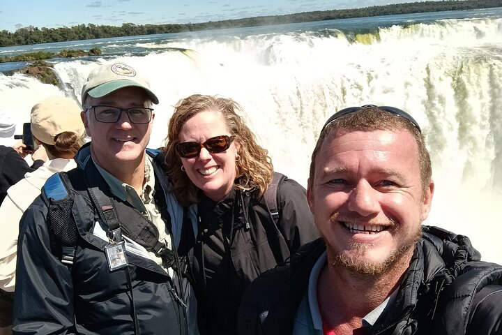 PRIVATE - iguazu falls in 1 day Brazil + Argentina + boat option