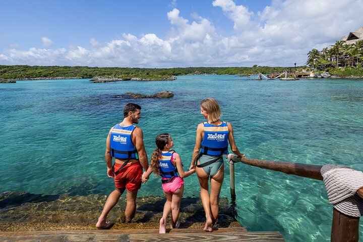 Xel-Ha Tickets with Transportation included