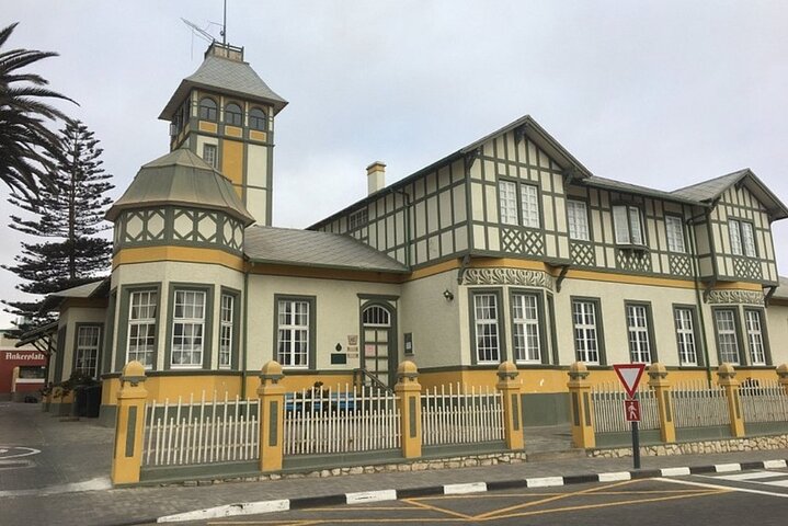 Walvis Bay and Swakopmund Treasures: Namibia’s Coastal Highlights