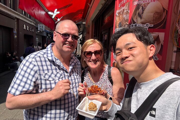 Kobe: 100% Personalized Tour with Local Student Guide