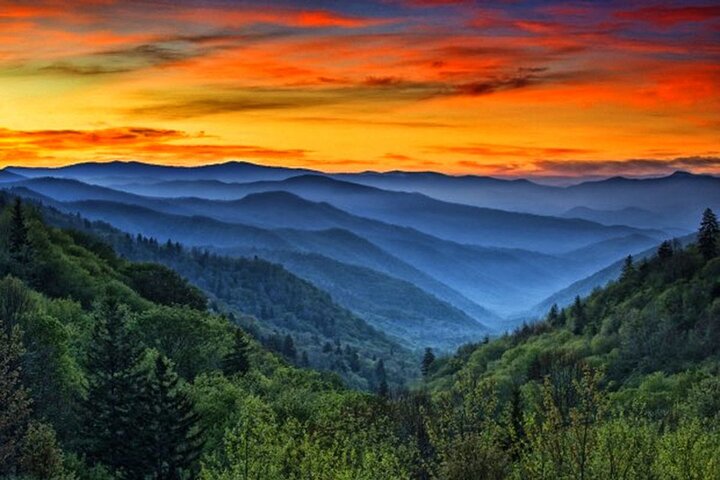 Explore the Great Smoky Mountains in a Polaris Slinsghot