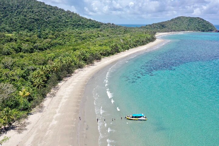 Ocean Safari Great Barrier Reef Experience in Cape Tribulation