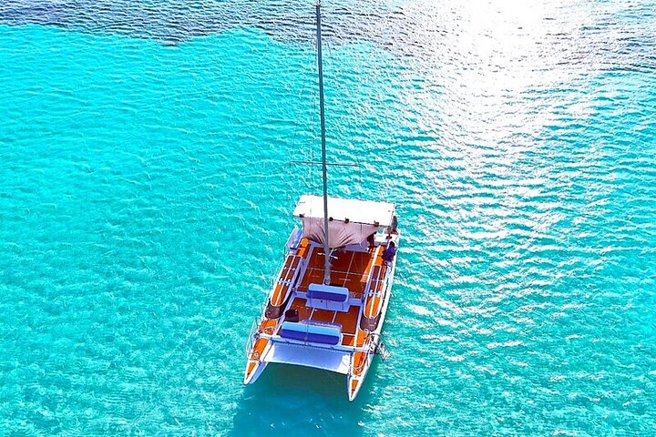 Catamaran Snorkel Adventure to El Cielo and The Money Bar Beach