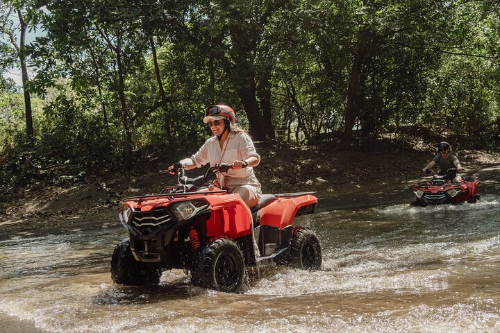 ATV Tour on Secret Beaches and Mountains in Tamarindo