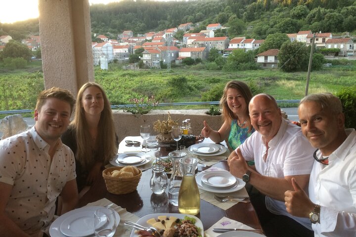 Korcula Island Mountain E Bike Private tour with lunch