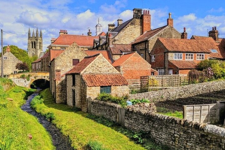 Nth York Moors Steam Train (incl) & Whitby Small Group Day Trip.