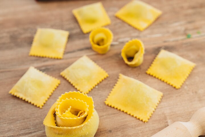 Chianti - Fresh Pasta and Ice Cream Course with Lunch or Dinner