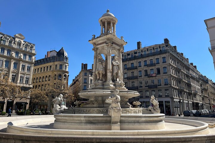 Lyon Walking Tour: Explore Top Sights & Hidden Gems