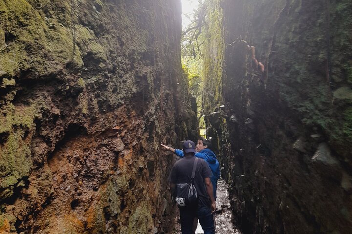 Mombacho Volcano Trail and Ziplining Adventure!!