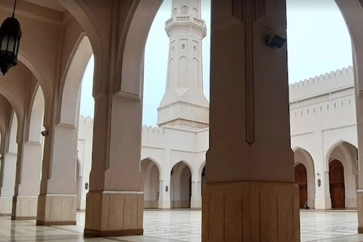 Full Day Salalah City Tour and East Salalah