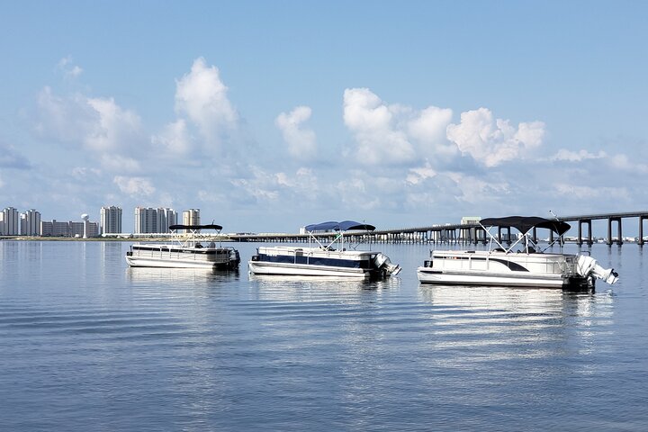 9Hour Pontoon Boat Rental in Navarre,FL Relax & Explore the Coast
