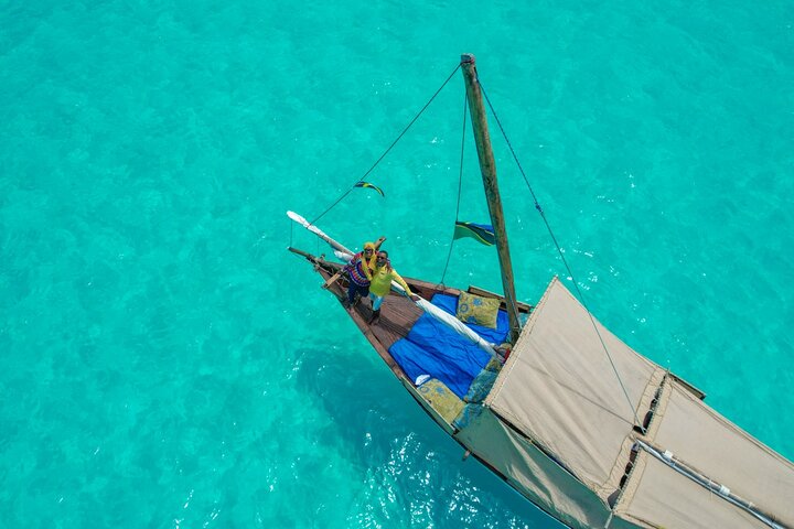 Private/Sharing: Explore Mnemba Island with a dhow