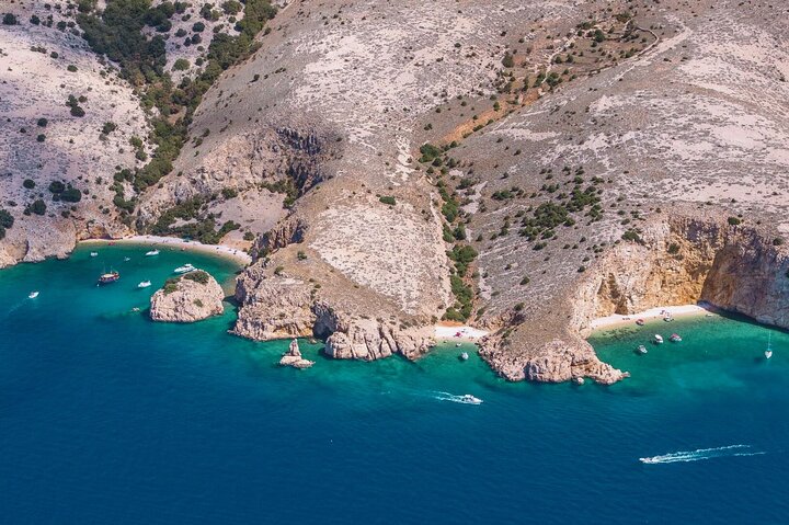 Discover Island Plavnik with a Pirate Ship ALL INCLUSIVE !!