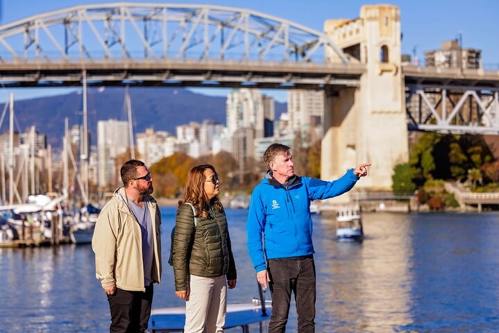Vancouver City Sightseeing Tour: Capilano Suspension Bridge & Vancouver Lookout