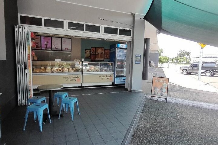 Townsville Boat Cruise & Yacht Club Lunch Package Sailing Charter
