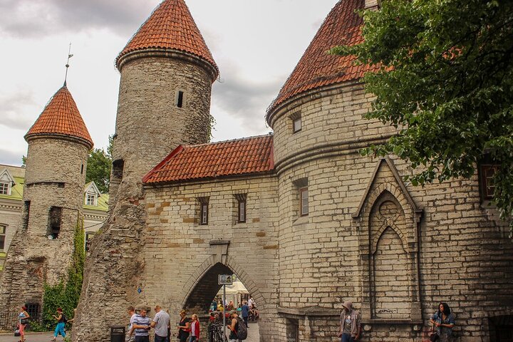 Best of Tallinn: Small Group Walking Tour (Max 10, 3 Hours)