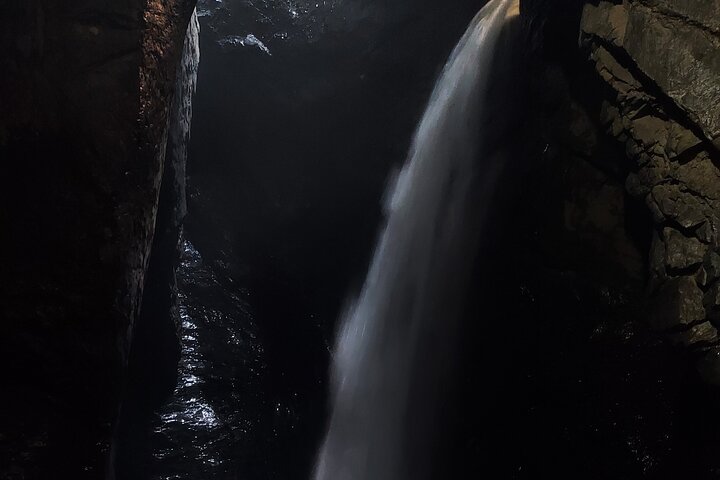 Discover Lauterbrunnen with CHEESE & CHOCOLATE