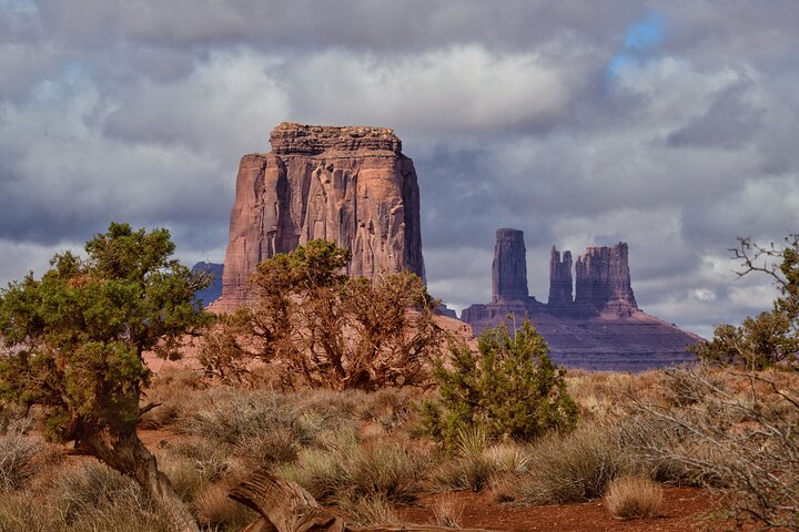 1.5 Hour Tour of Monument Valley's Loop Drive