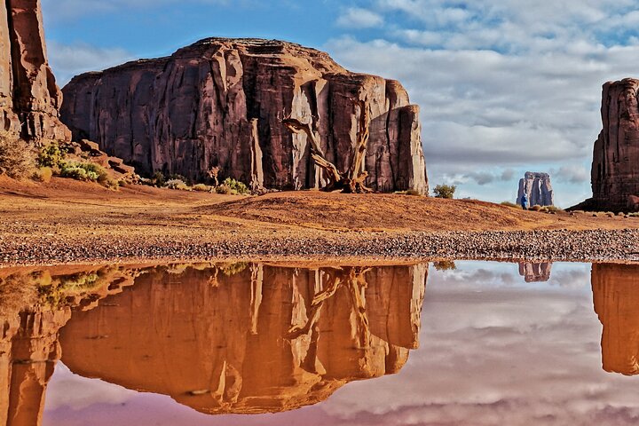 1.5 Hour Tour of Monument Valley's Loop Drive
