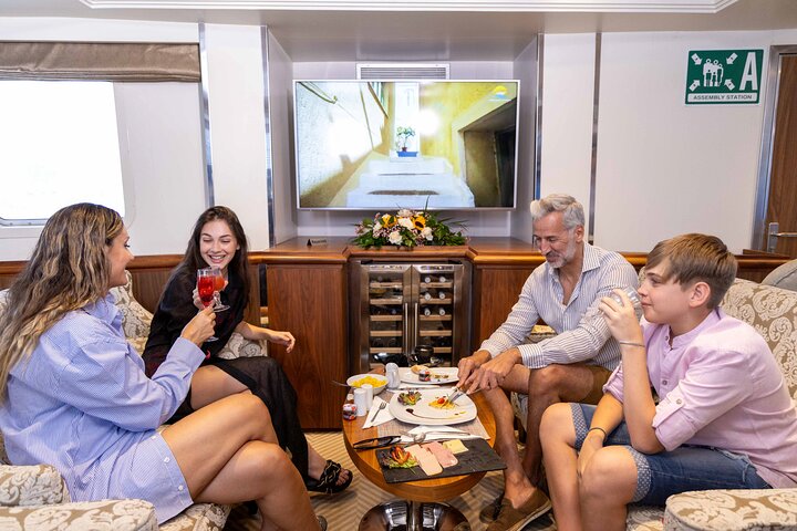 Athens VIP Cruise: Hydra, Poros & Aegina | Official Operator