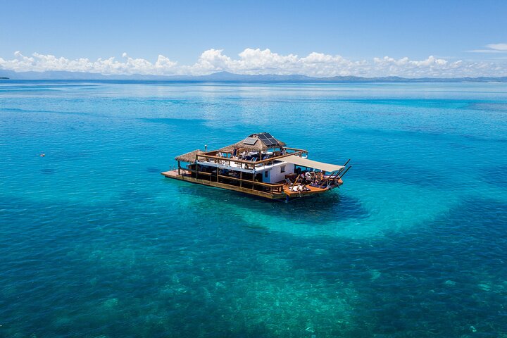 Fiji: Day Trip to Cloud 9 Floating Platform Including Food and Beverages