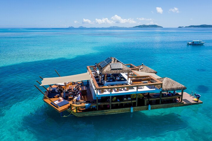 Fiji: Day Trip to Cloud 9 Floating Platform Including Food and Beverages