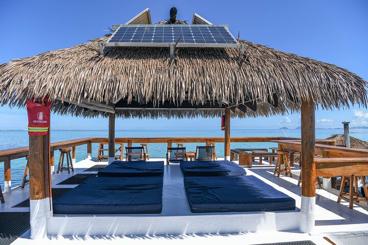 Fiji: Day Trip to Cloud 9 Floating Platform Including Food and Beverages