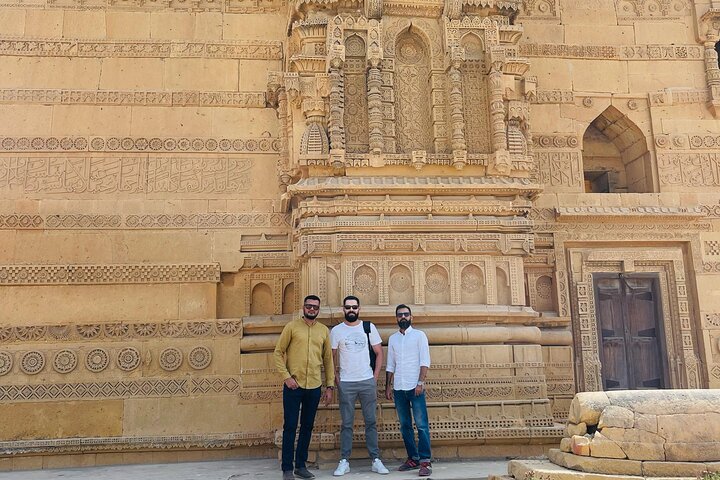 Day Tour in Karachi Unesco Heritage