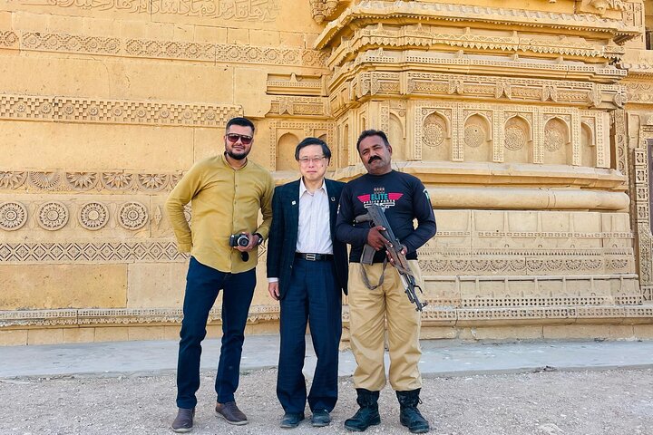 Day Tour in Karachi Unesco Heritage