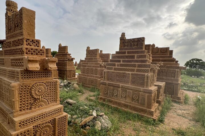 Day Tour in Karachi Unesco Heritage