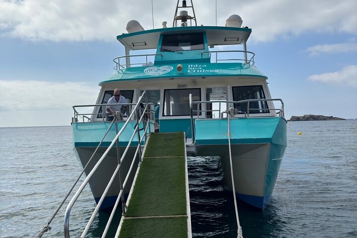 Ibiza to Formentera Cruise with Snorkeling, Paella & Open Bar
