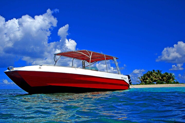 Full Day Private Boat Tour to the Lagoon of Guadeloupe